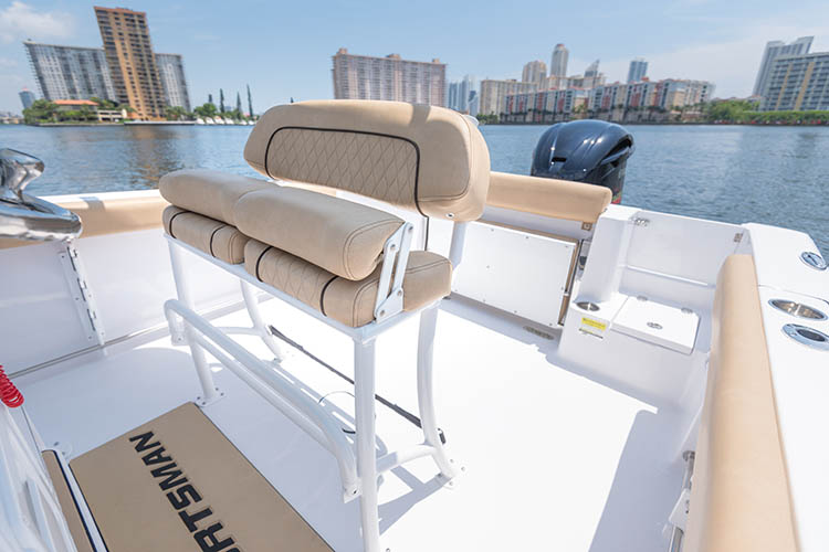 2019 Sportsman Open 232 Center Console Boat