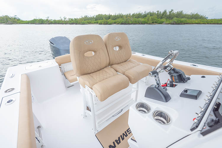 2019 Sportsman Open 242 Center Console Boat