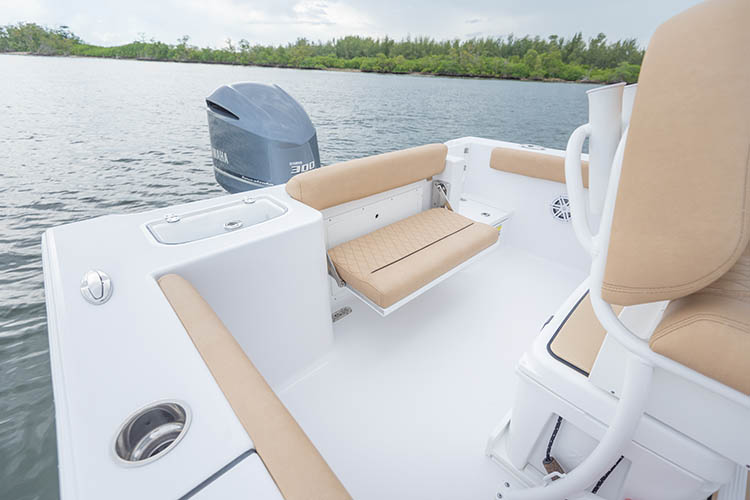 2019 Sportsman Open 242 Center Console Boat
