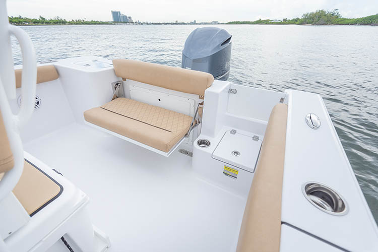 2019 Sportsman Open 242 Center Console Boat