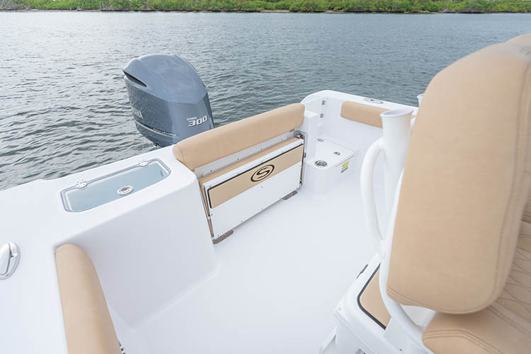 2019 Sportsman Open 242 Center Console Boat