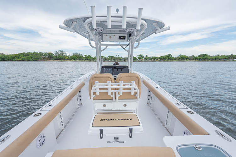 2019 Sportsman Open 242 Center Console Boat