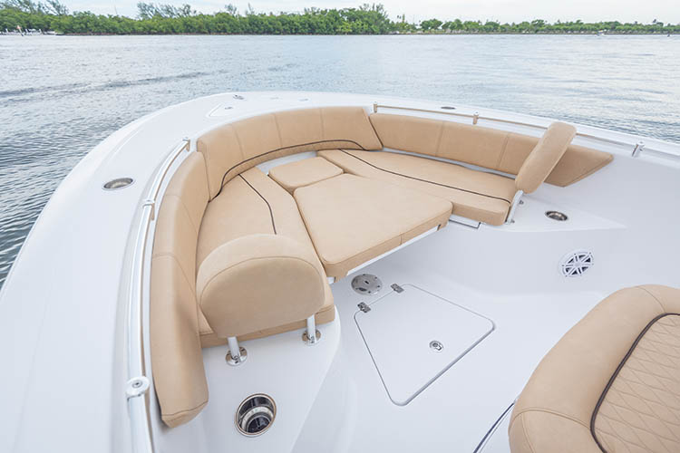 2019 Sportsman Open 242 Center Console Boat