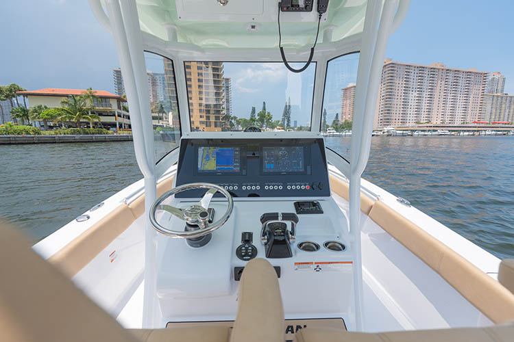 2019 Sportsman Open 282 Center Console Boat