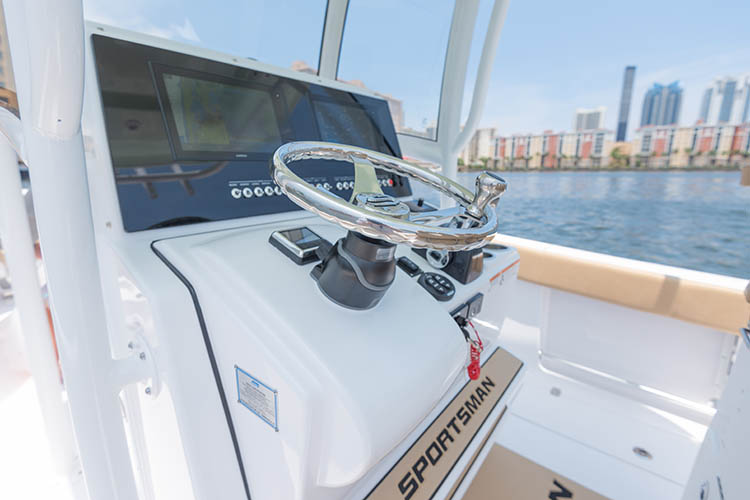 2019 Sportsman Open 282 Center Console Boat