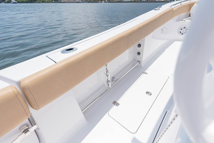 2019 Sportsman Open 282 Center Console Boat
