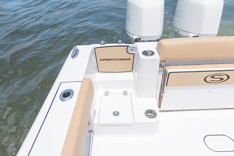2019 Sportsman Open 282 Center Console Boat