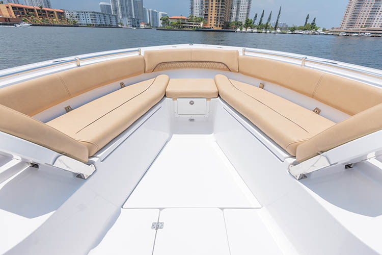 2019 Sportsman Open 282 Center Console Boat
