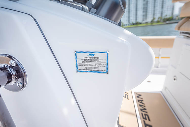 2019 Sportsman Open 282TE Tournament Edition Center Console Boat