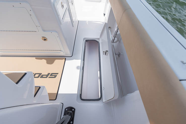 2019 Sportsman Open 282TE Tournament Edition Center Console Boat