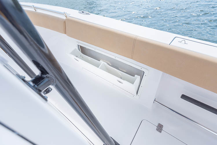 2019 Sportsman Open 282TE Tournament Edition Center Console Boat