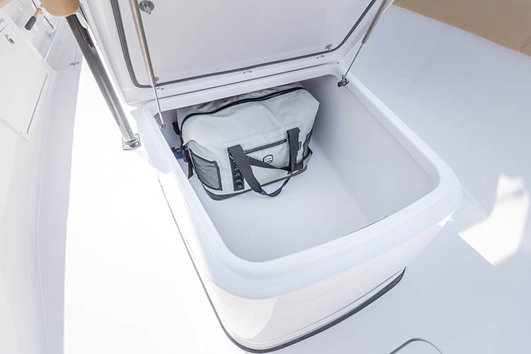 2019 Sportsman Open 282TE Tournament Edition Center Console Boat