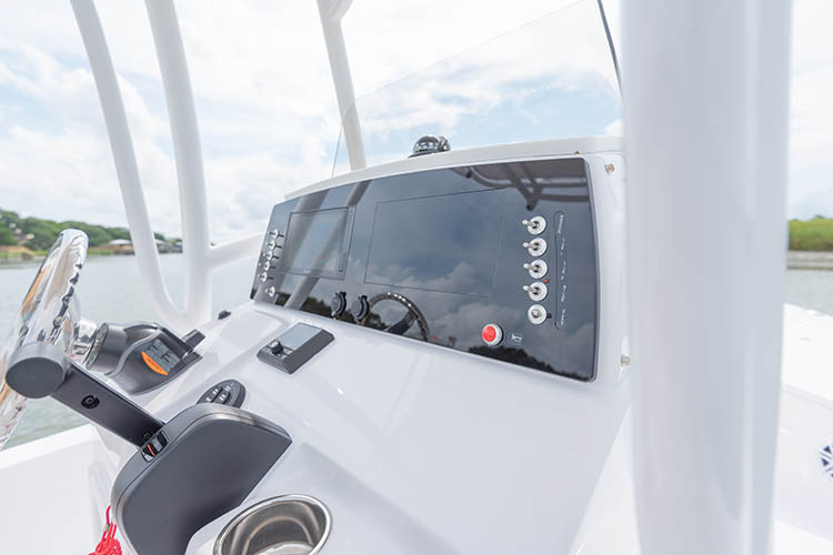 2019 Sportsman Tournament 234 Bay Boat