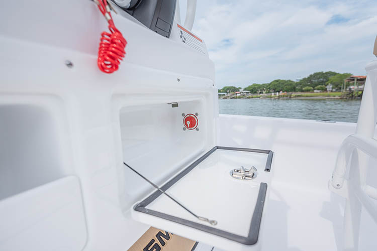 2019 Sportsman Tournament 234 Bay Boat