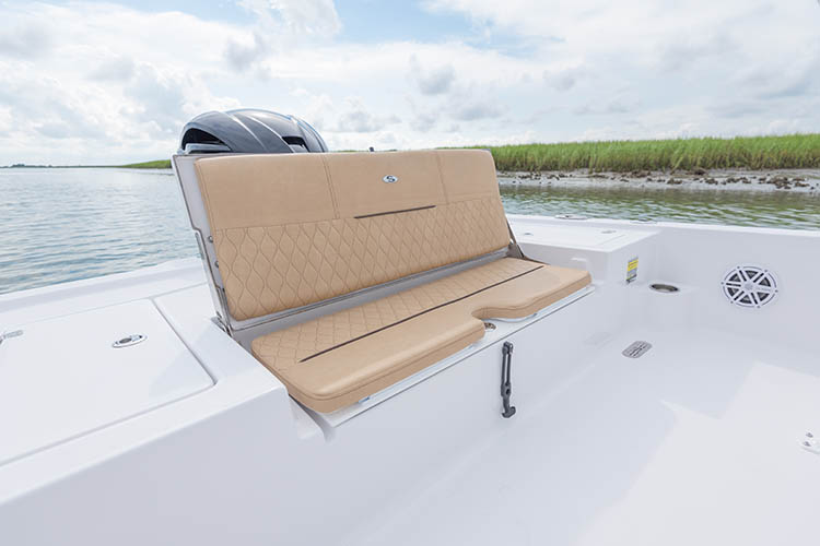 2019 Sportsman Tournament 234 Bay Boat