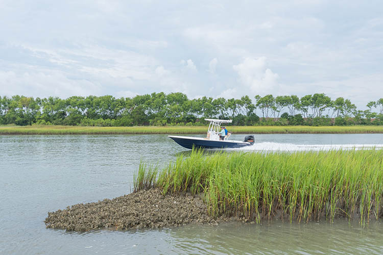 2019 Sportsman Tournament 234 Bay Boat