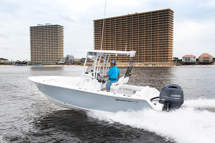 Heritage 211 Center Console Media Sportsman Boats