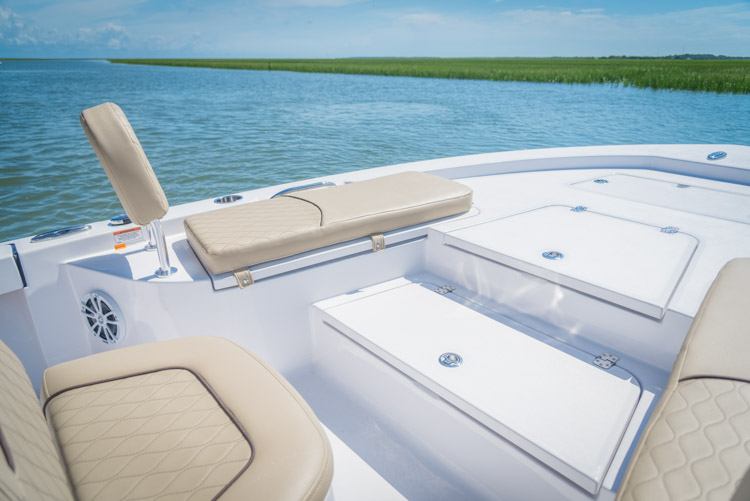2018 Sportsman Masters 207 Center Console Bay Boat