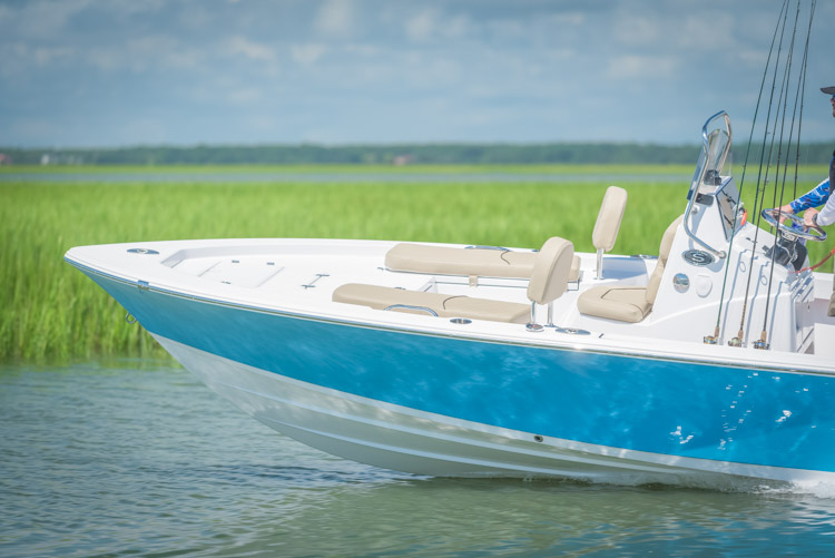 2018 Sportsman Masters 207 Center Console Bay Boat