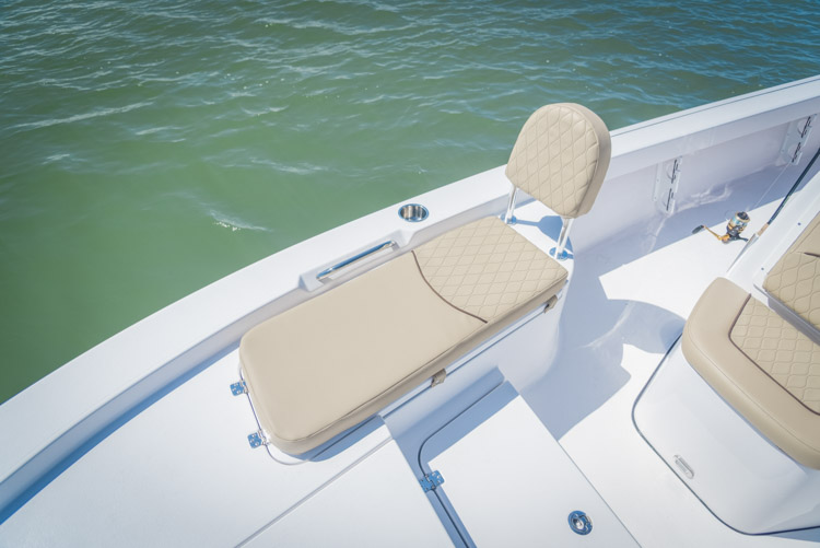 2018 Sportsman Masters 207 Center Console Bay Boat
