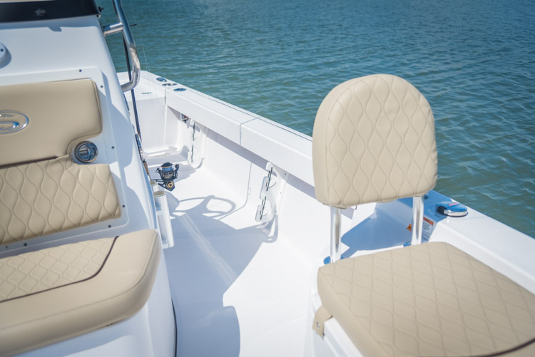 2018 Sportsman Masters 207 Center Console Bay Boat