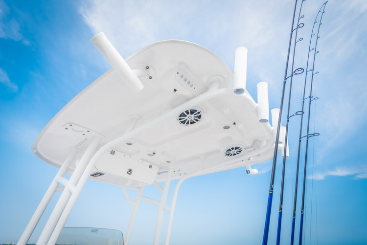 2018 Sportsman Heritage 211 Center Console Boat