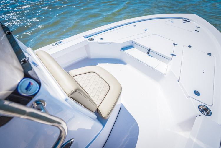 2018 Sportsman Tournament 214 Center Console Bay Boat