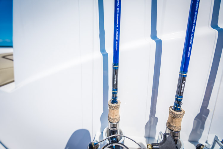 2018 Sportsman Tournament 214 Center Console Bay Boat