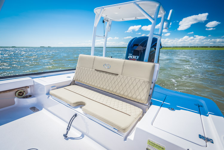 2018 Sportsman Tournament 214 Center Console Bay Boat