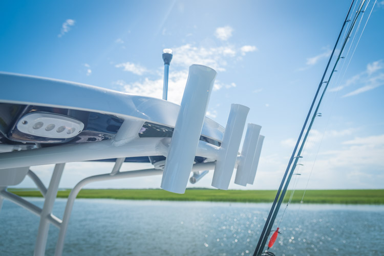 2018 Sportsman Masters 227 Center Console Bay Boat