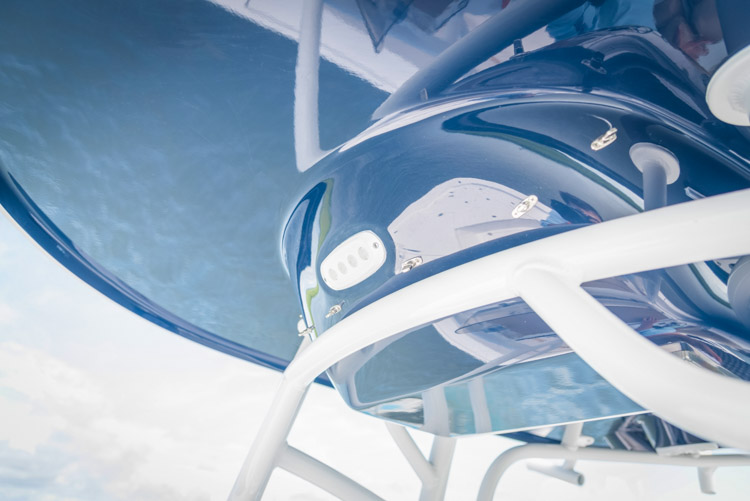 2018 Sportsman Masters 227 Center Console Bay Boat