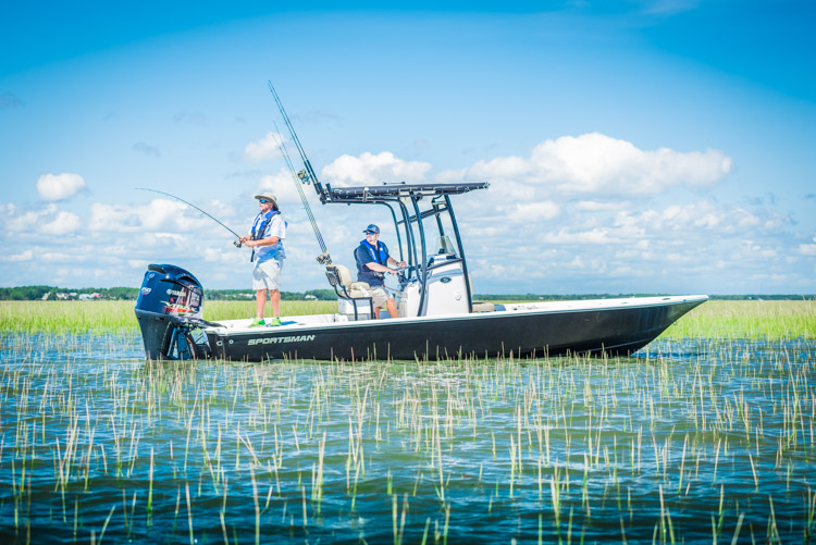 2018 Sportsman Tournament 234 Center Console Bay Boat
