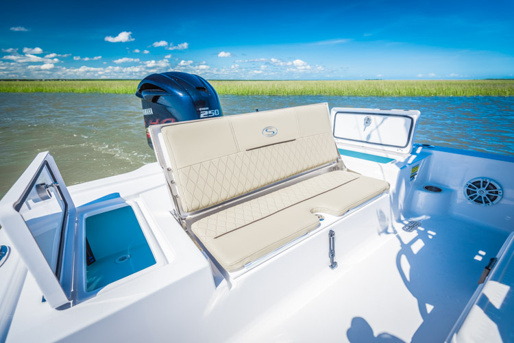 2018 Sportsman Tournament 234 Center Console Bay Boat