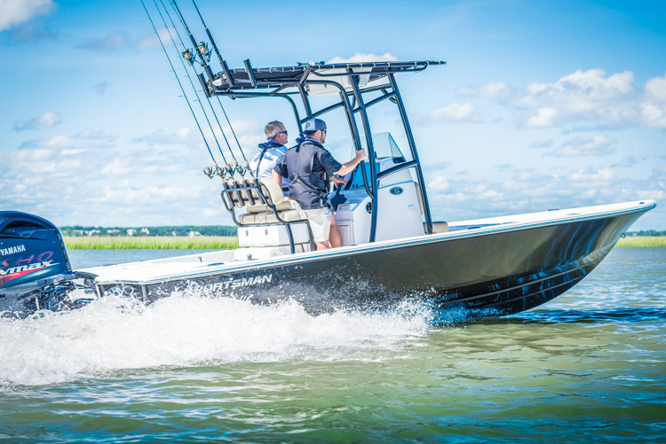 2018 Sportsman Tournament 234 Center Console Bay Boat