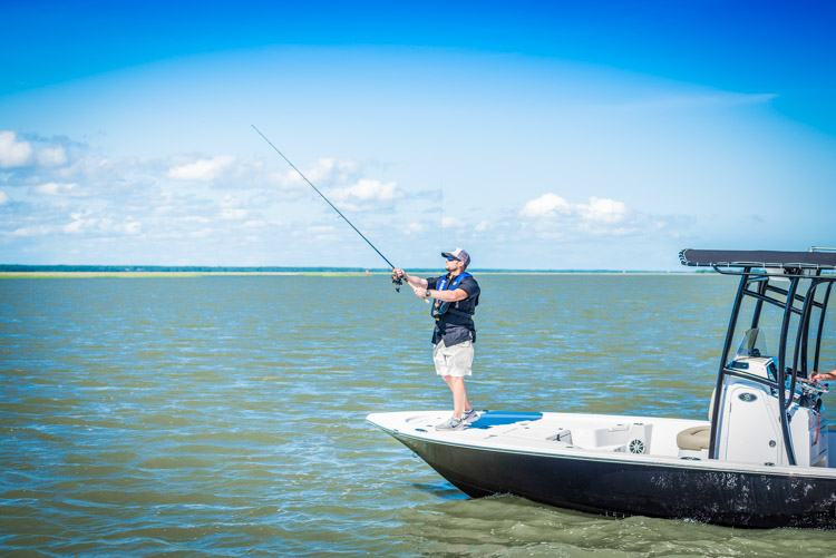 2018 Sportsman Tournament 234 Center Console Bay Boat