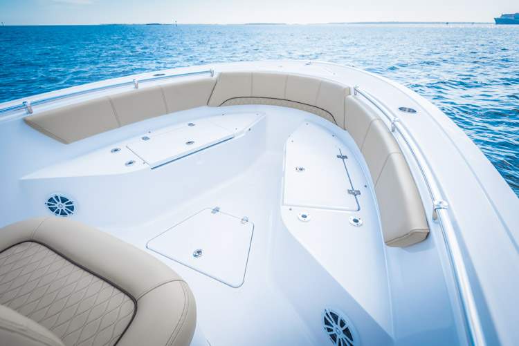 2018 Sportsman Open 242 Center Console Boat