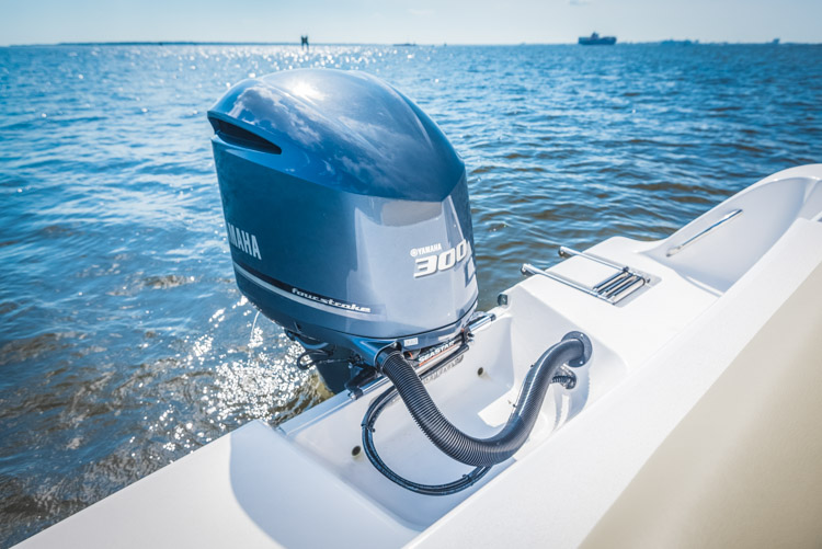 2018 Sportsman Open 242 Center Console Boat