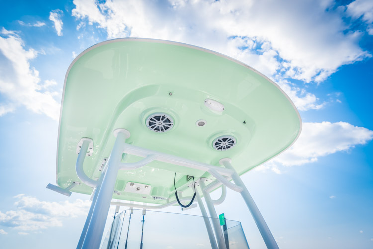 2018 Sportsman Open 242 Center Console Boat