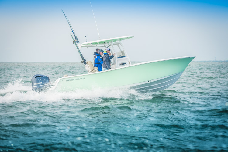 2018 Sportsman Open 242 Center Console Boat