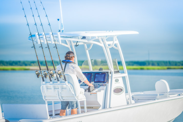 2018 Sportsman Masters 247 Center Console Bay Boat