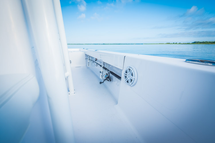 2018 Sportsman Masters 247 Center Console Bay Boat