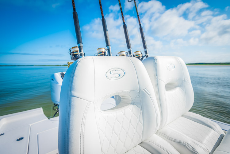 2018 Sportsman Masters 247 Center Console Bay Boat