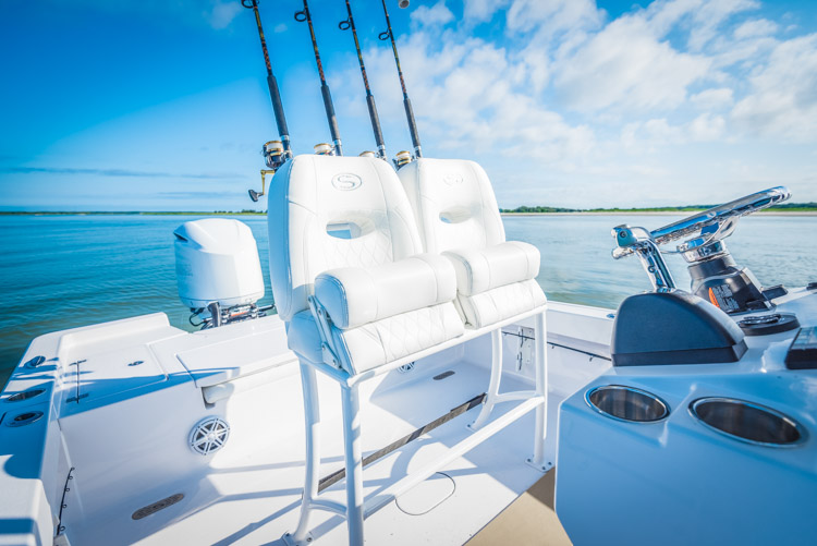 2018 Sportsman Masters 247 Center Console Bay Boat