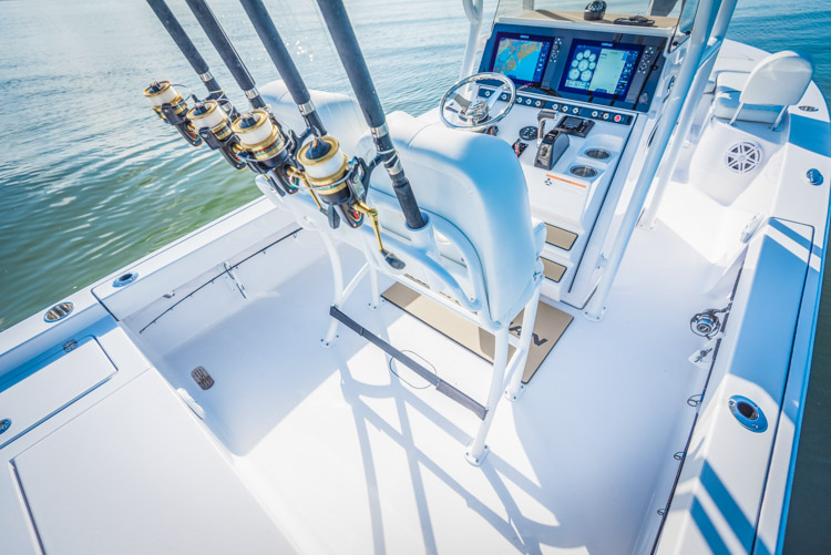 2018 Sportsman Masters 247 Center Console Bay Boat