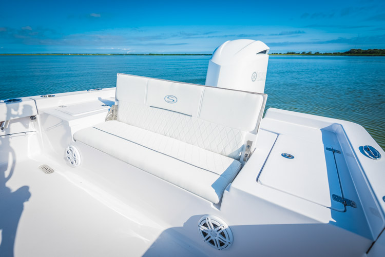 2018 Sportsman Masters 247 Center Console Bay Boat