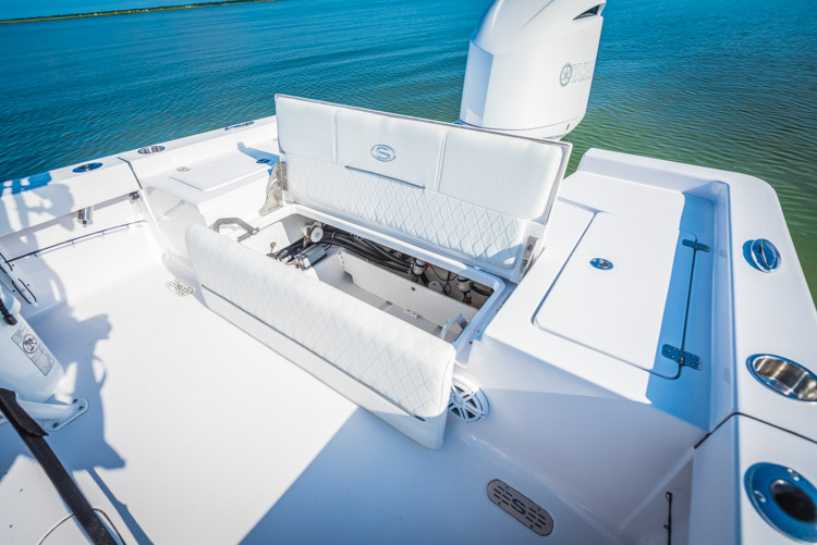 2018 Sportsman Masters 247 Center Console Bay Boat