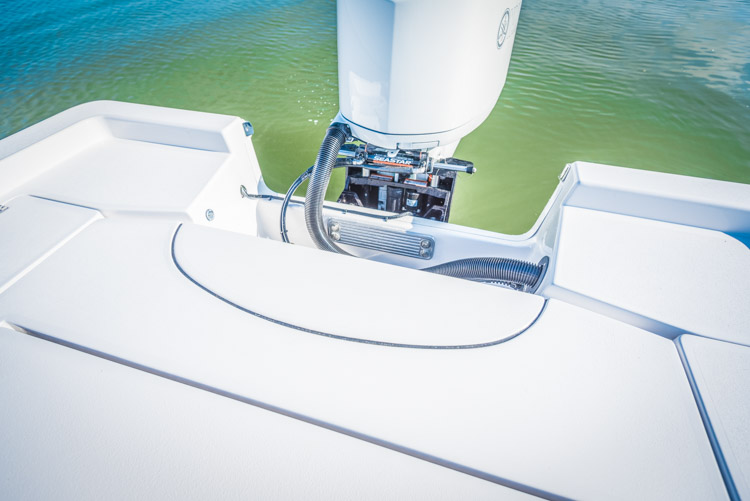 2018 Sportsman Masters 247 Center Console Bay Boat