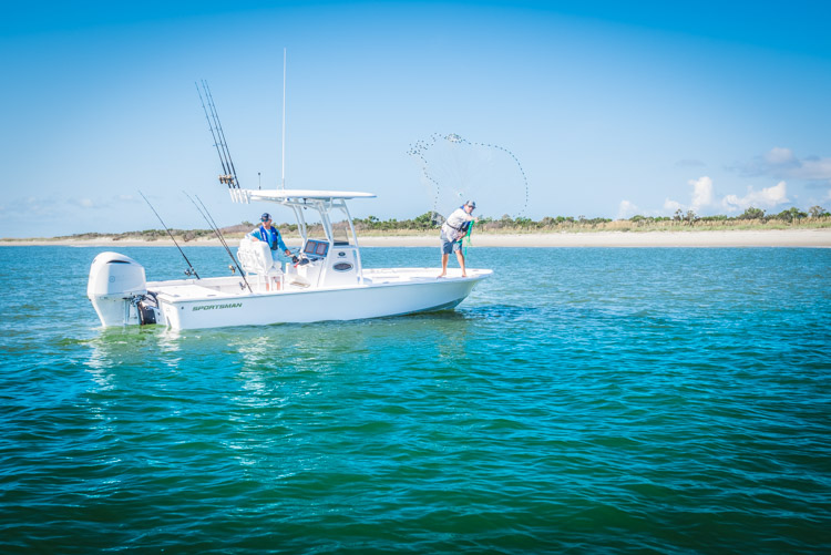 2018 Sportsman Masters 247 Center Console Bay Boat