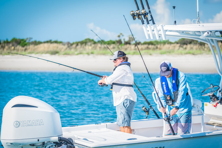 2018 Sportsman Masters 247 Center Console Bay Boat