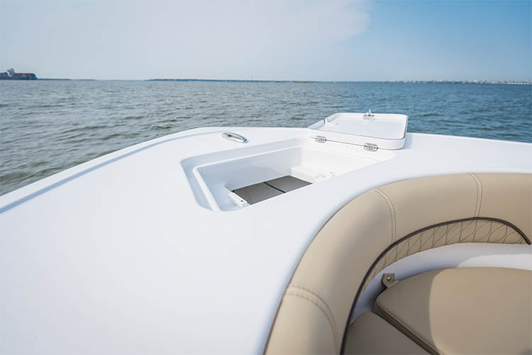 Heritage 211 Center Console Sportsman Boats